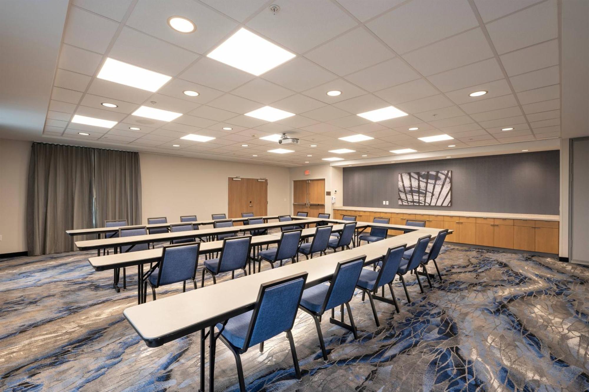 Fairfield Inn & Suites Аркаделфия Екстериор снимка