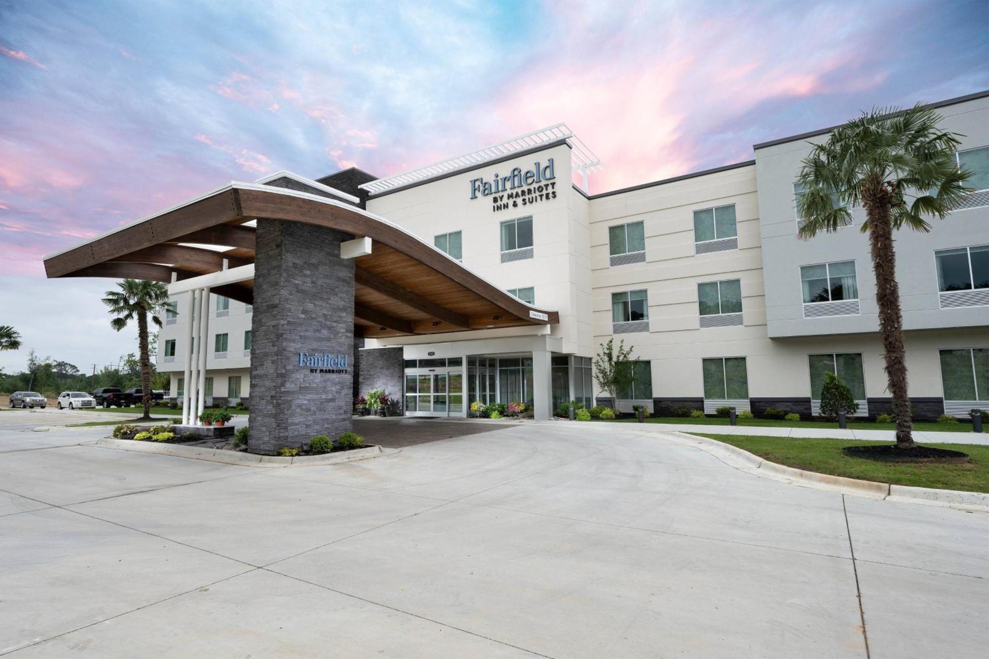 Fairfield Inn & Suites Аркаделфия Екстериор снимка